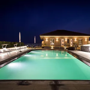 https://villa-antonio-aci-castello.sicilyhotelsitaly.net